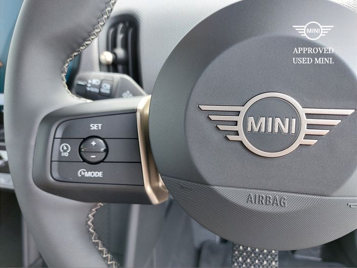 MINI Cooper 2025