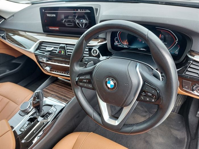 BMW 5 Series 2023
