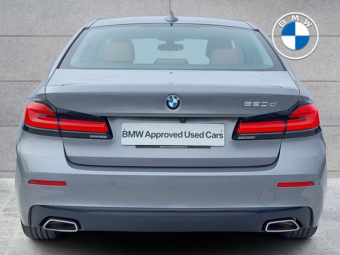 BMW 5 Series 2023