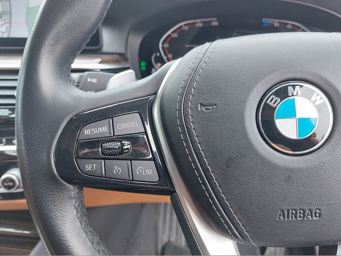 BMW 5 Series 2023
