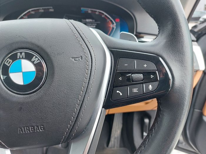 BMW 5 Series 2023