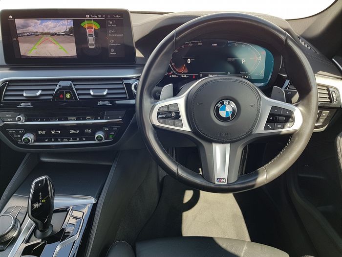 BMW 5 Series 2023