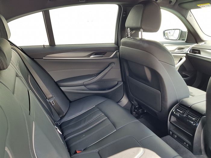 BMW 5 Series 2023