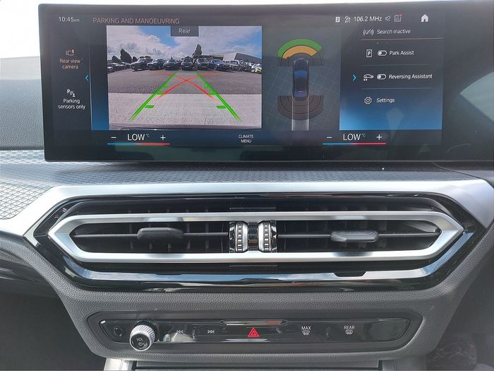 BMW 3 Series 2024