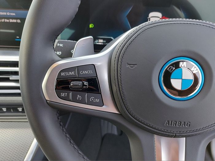 BMW 3 Series 2024