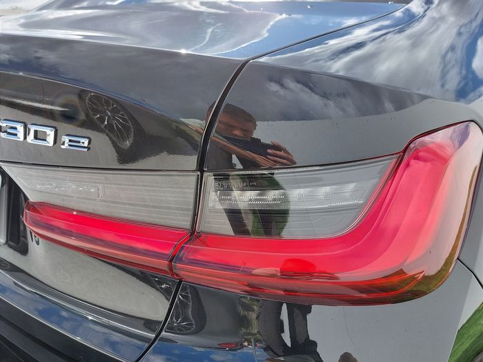 BMW 3 Series 2024