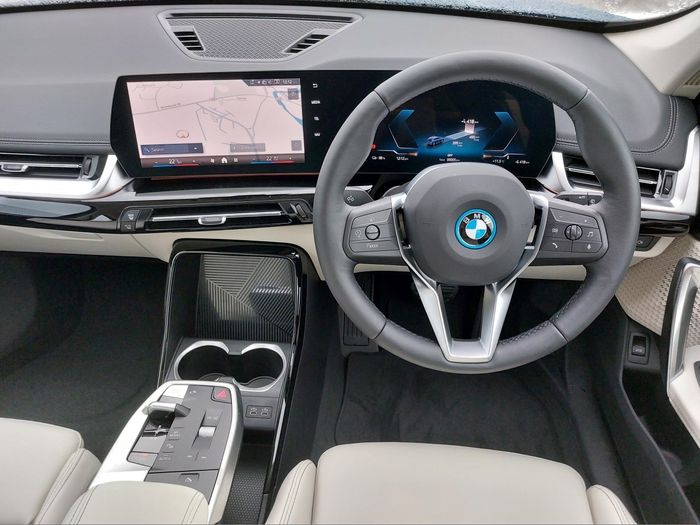 BMW iX1 2024