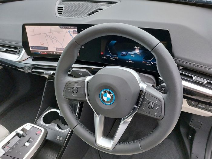 BMW iX1 2024