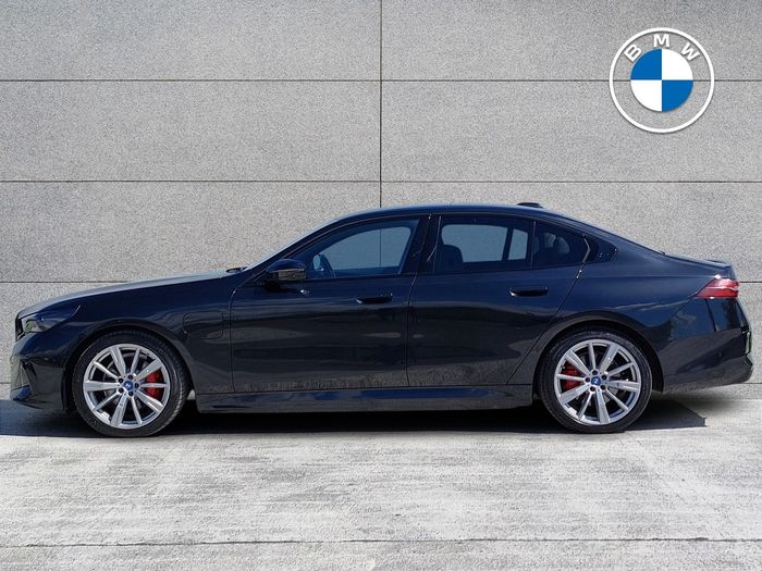 BMW 5 Series 2024