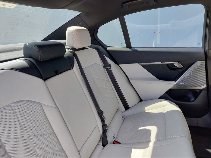 BMW 5 Series 2024