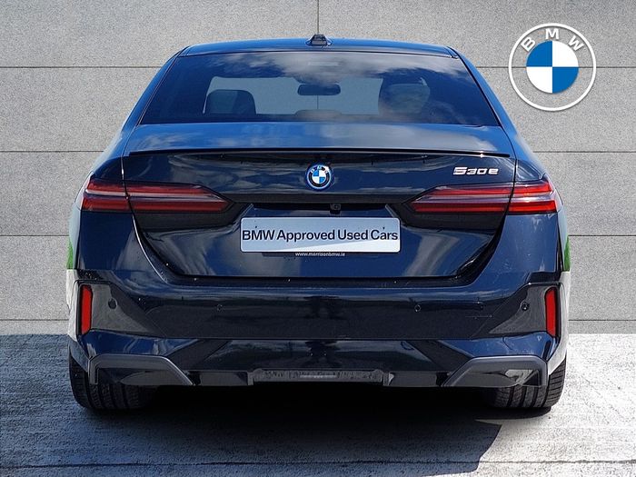 BMW 5 Series 2024