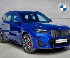 BMW iX1 2025