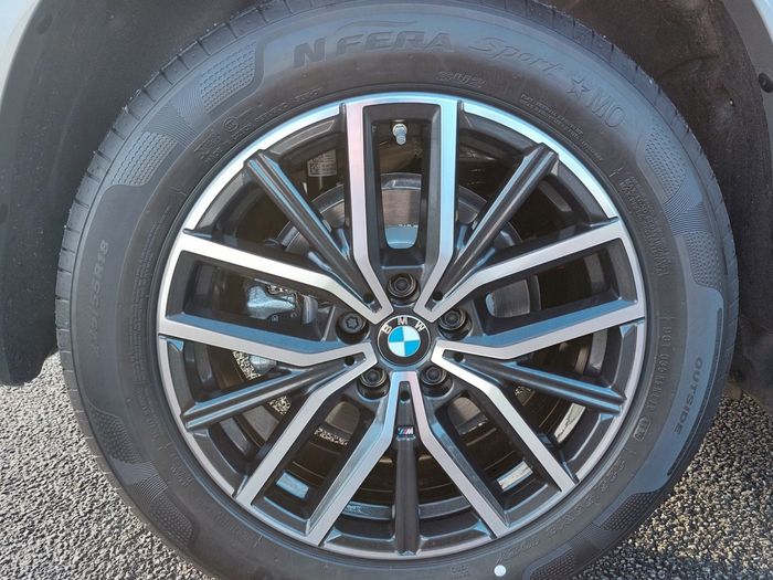 BMW iX1 2026