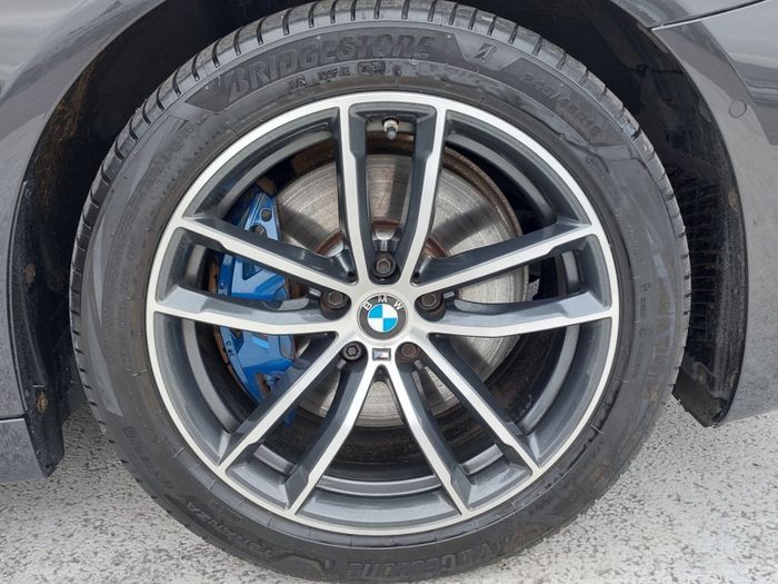 BMW 5 Series 2021