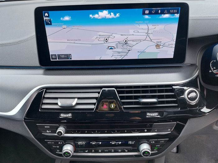 BMW 5 Series 2021