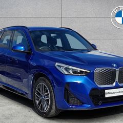 BMW iX1 2024