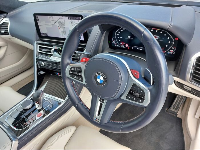 BMW M8 2023