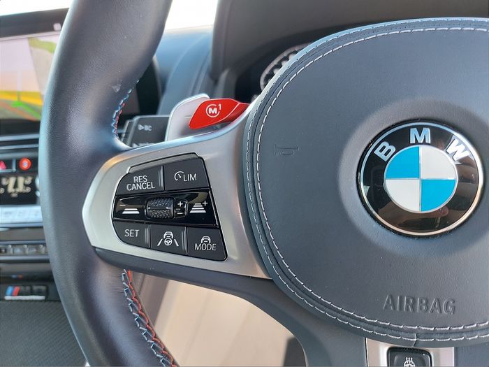 BMW M8 2023