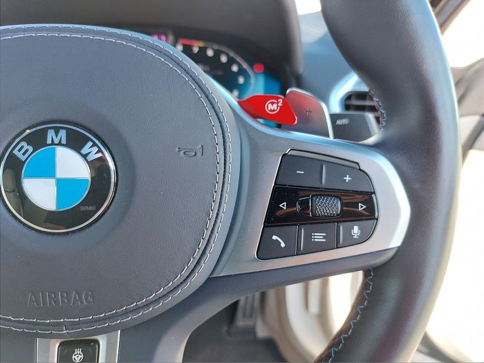 BMW M8 2023