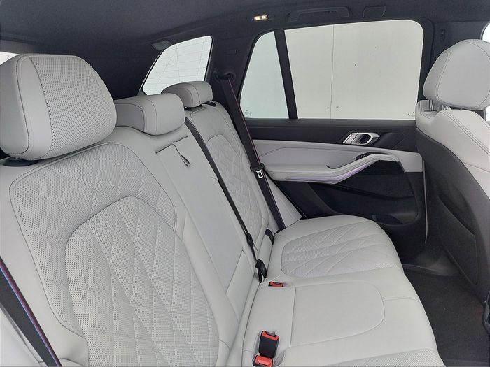 BMW X5 2023