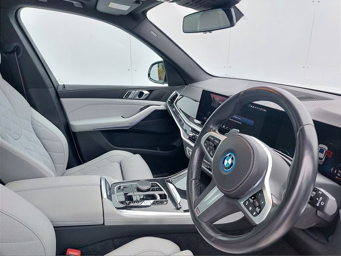 BMW X5 2023