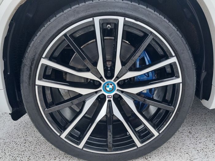 BMW X5 2023