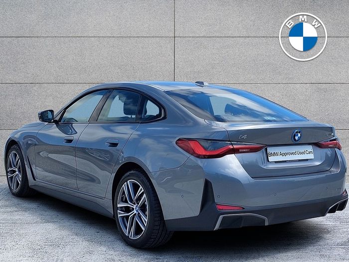 BMW i4 2023