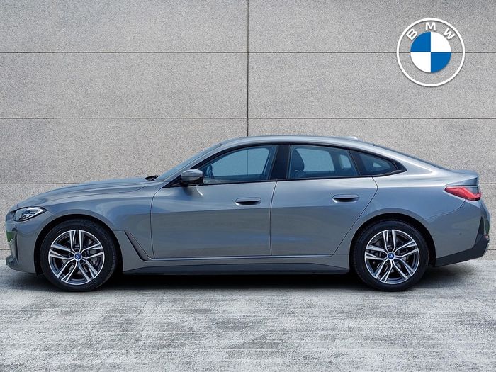 BMW i4 2023