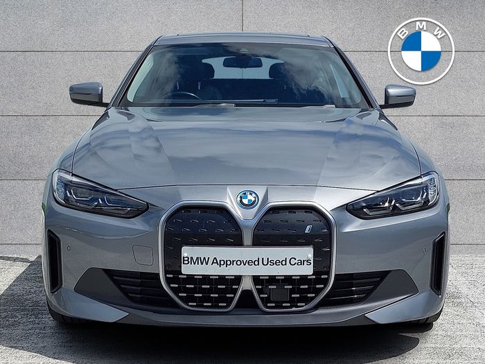 BMW i4 2023