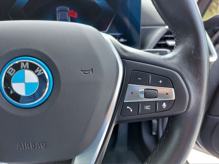 BMW i4 2023