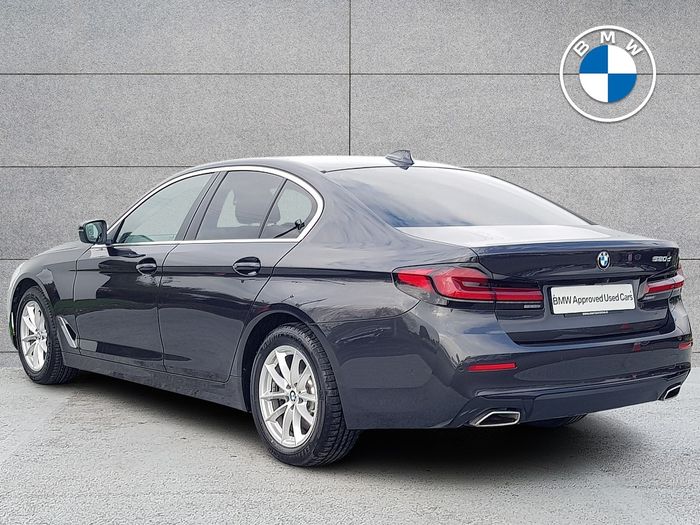 BMW 5 Series 2022