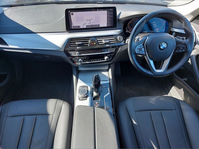 BMW 5 Series 2022