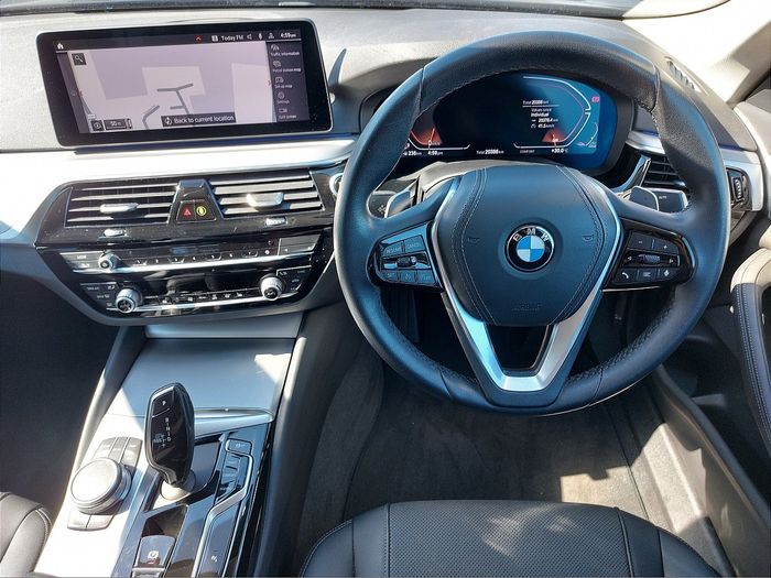 BMW 5 Series 2022