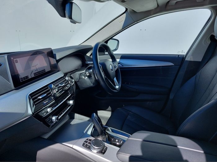 BMW 5 Series 2022