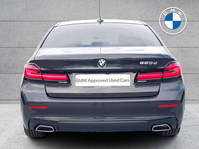 BMW 5 Series 2022