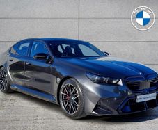 BMW M5 2025