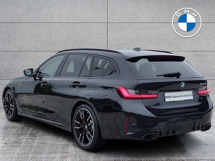 BMW 3 Series 2023