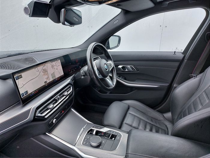 BMW 3 Series 2023