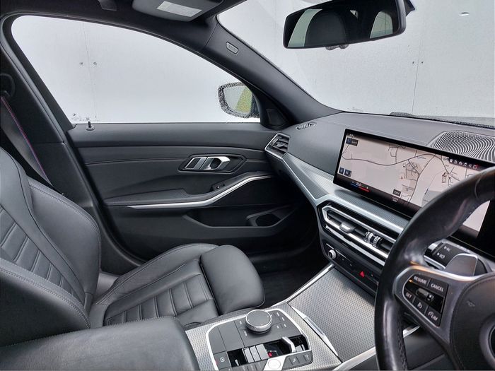 BMW 3 Series 2023