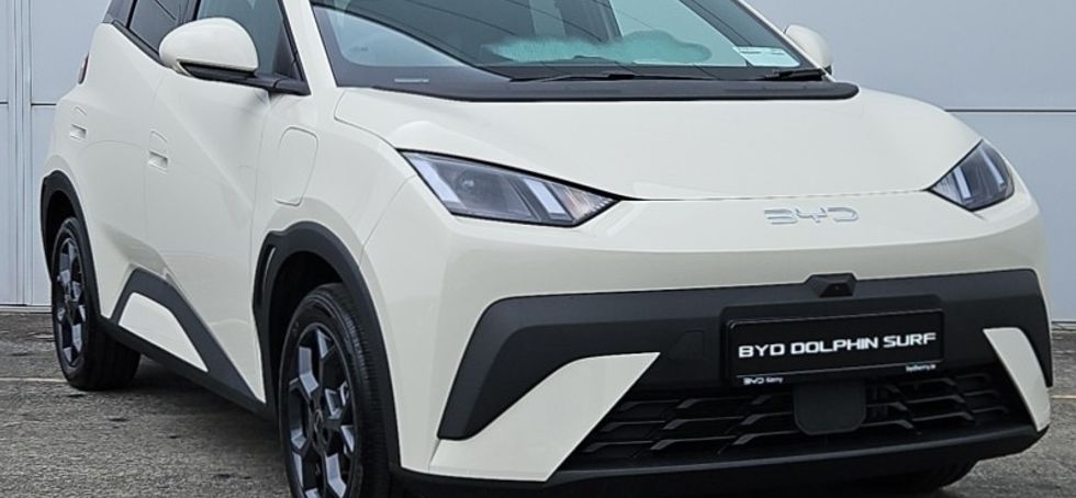 BYD DOLPHIN SURF 2026