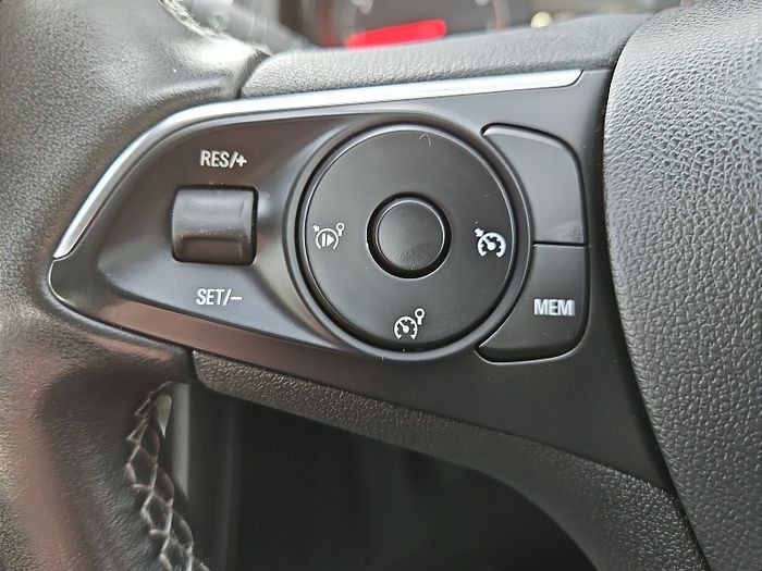 Opel GRANDLAND X 2021