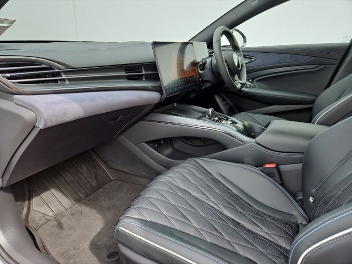 BYD SEAL 2025