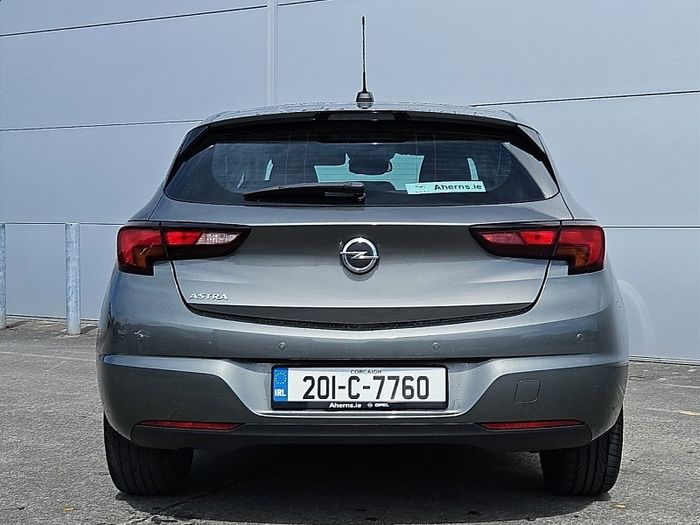 Opel Astra 2020