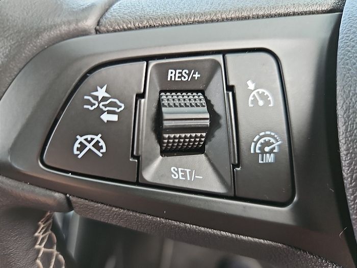 Opel Astra 2020