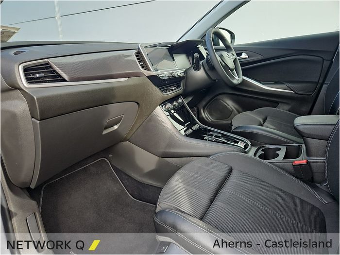 Opel GRANDLAND X 2024