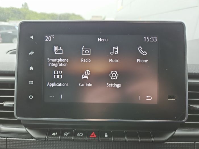 Nissan Primastar 2024