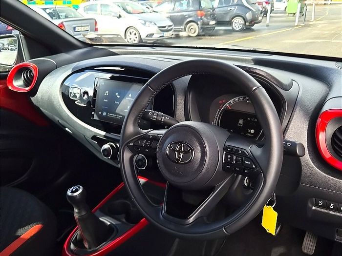 Toyota Aygo X 2024