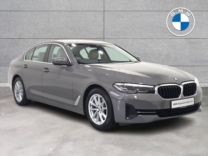 BMW 5 Series 2021