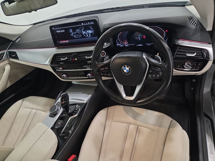 BMW 5 Series 2021