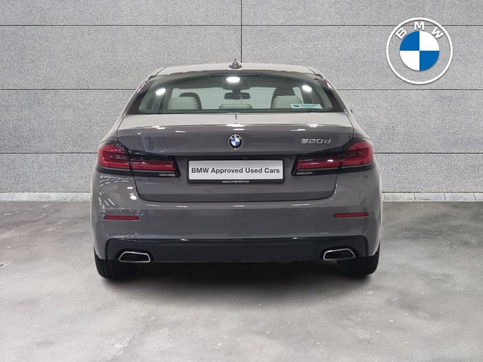 BMW 5 Series 2021